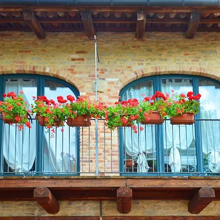 Da Fabiana, Ristorante E In Alta Langa 4* Bossolasco