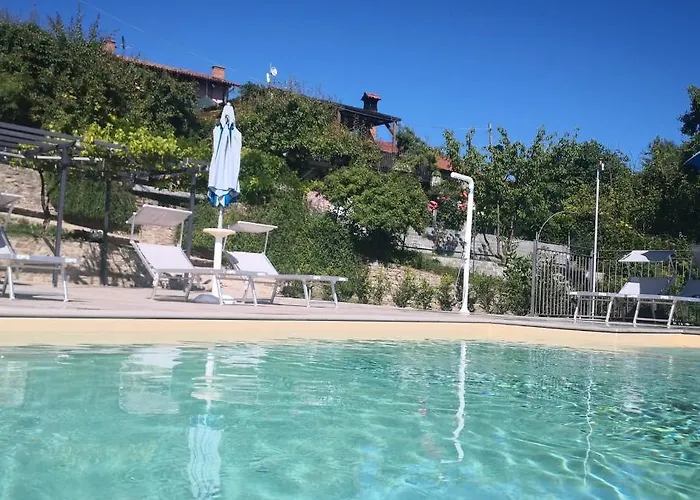 Da Fabiana, Ristorante E In Alta Langa Bed and breakfast